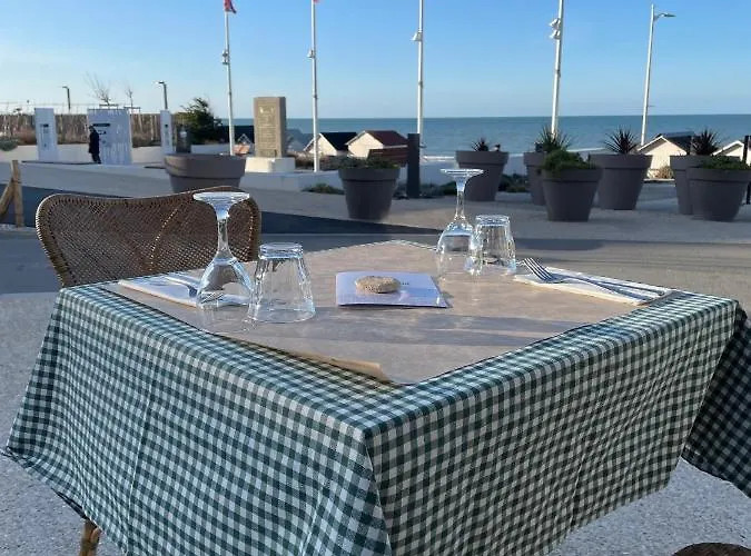 Beau Rivage Hotel-restaurant 2* Luc-sur-Mer